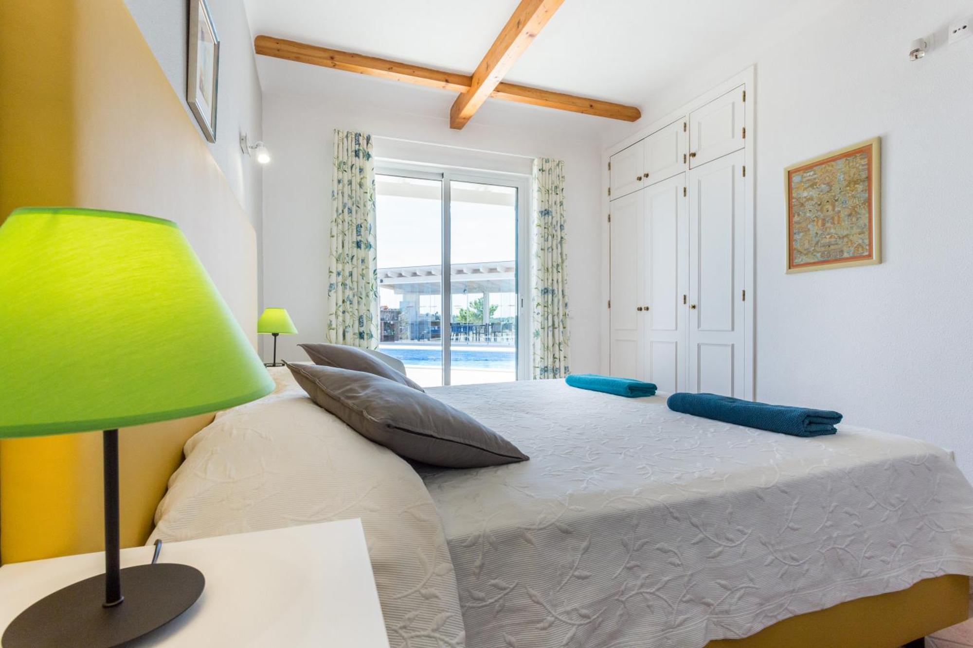 The Sun Hill Lagos Quarto foto